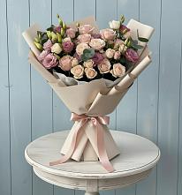 Букет цветов из:  Розы и Лизиантусы #REPLACE_PRED# Ельне