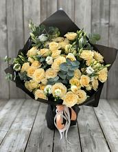 Букет цветов из:  Розы и Лизиантусы в Ельне