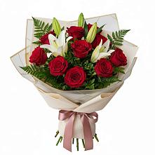 Букет цветов из:  Лилии и Розы в Ельне