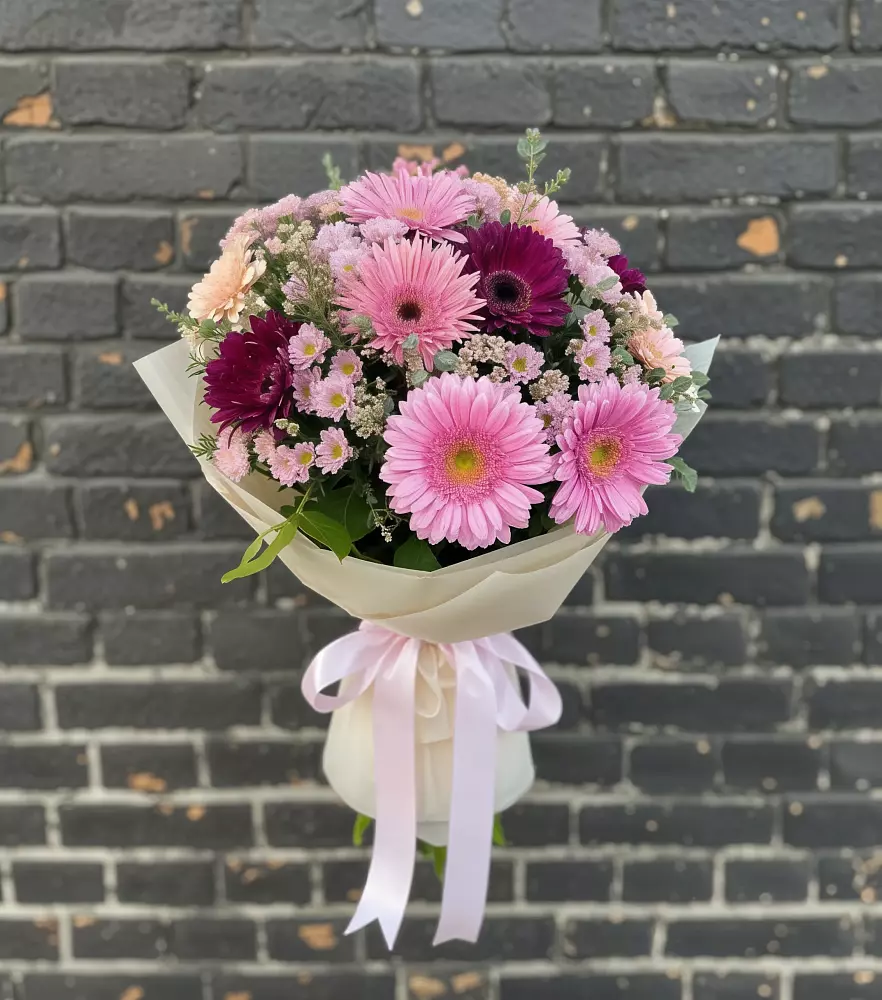 Букет цветов из: Герберы и Хризантемы в Ельне