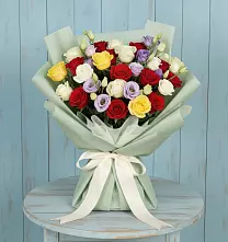 Букет цветов из:  Розы #REPLACE_PRED# Ельне