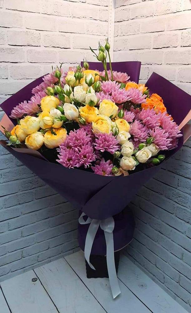 Букет цветов из: Хризантемы и Розы в Ельне