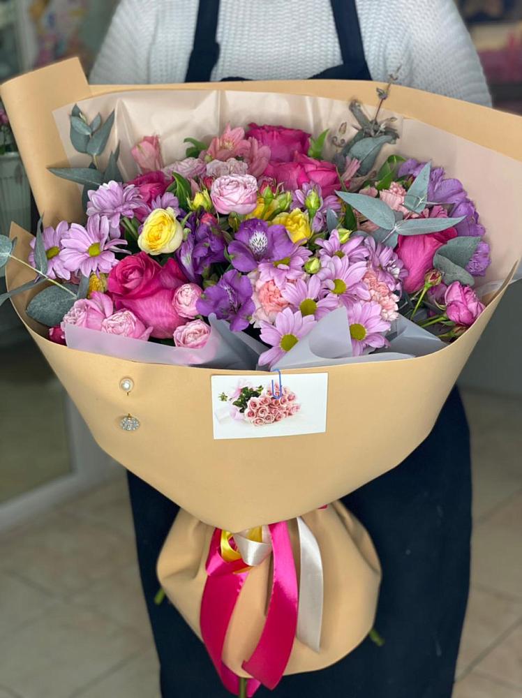 Букет цветов из: Хризантемы, Гвоздики и Альстромерии в Ельне