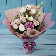 Букет цветов из:  Розы и Лизиантусы #REPLACE_PRED# Ельне