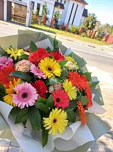 Букет цветов из:  Герберы #REPLACE_PRED# Ельне