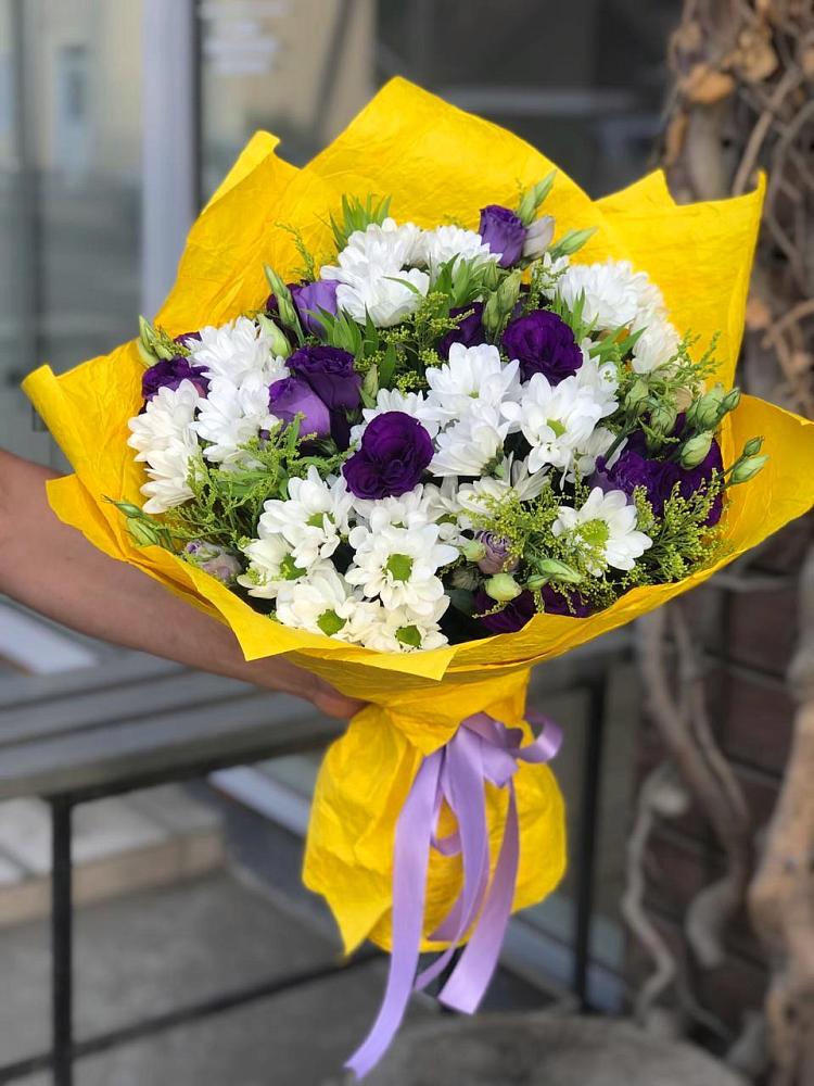 Букет цветов из: Ирисы, Хризантемы и Ромашки в Ельне