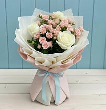 Букет цветов из:  Розы #REPLACE_PRED# Ельне