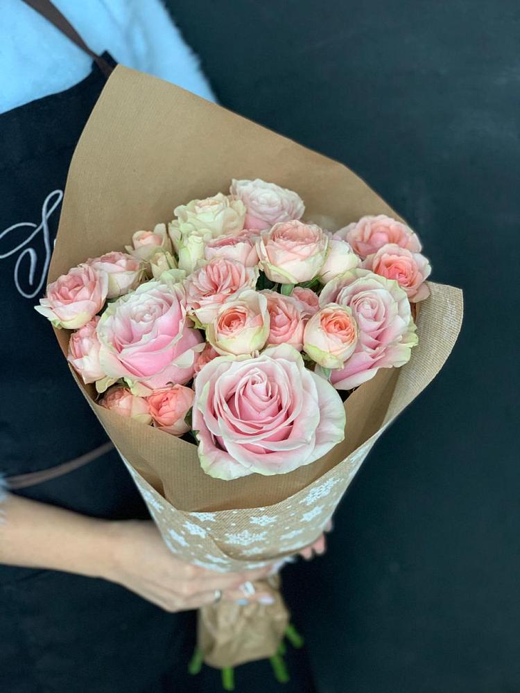 Букет цветов из: Хризантемы и Розы в Ельне