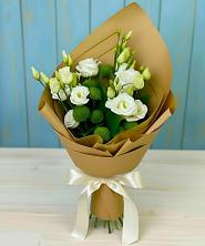 Букет цветов из:  Хризантемы и Лизиантусы в Ельне