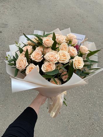 Букет Кремовые розы Латте в Ельне