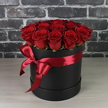 Цветочная композиция из Розы в шляпной коробке в Ельне