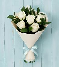Букет цветов из:  Розы #REPLACE_PRED# Ельне