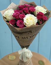 Букет цветов из:  Розы #REPLACE_PRED# Ельне