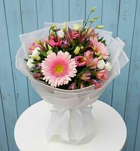 Букет цветов из:  Герберы, Альстромерии и Лизиантусы в Ельне