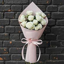 Букет цветов из:  Розы #REPLACE_PRED# Ельне